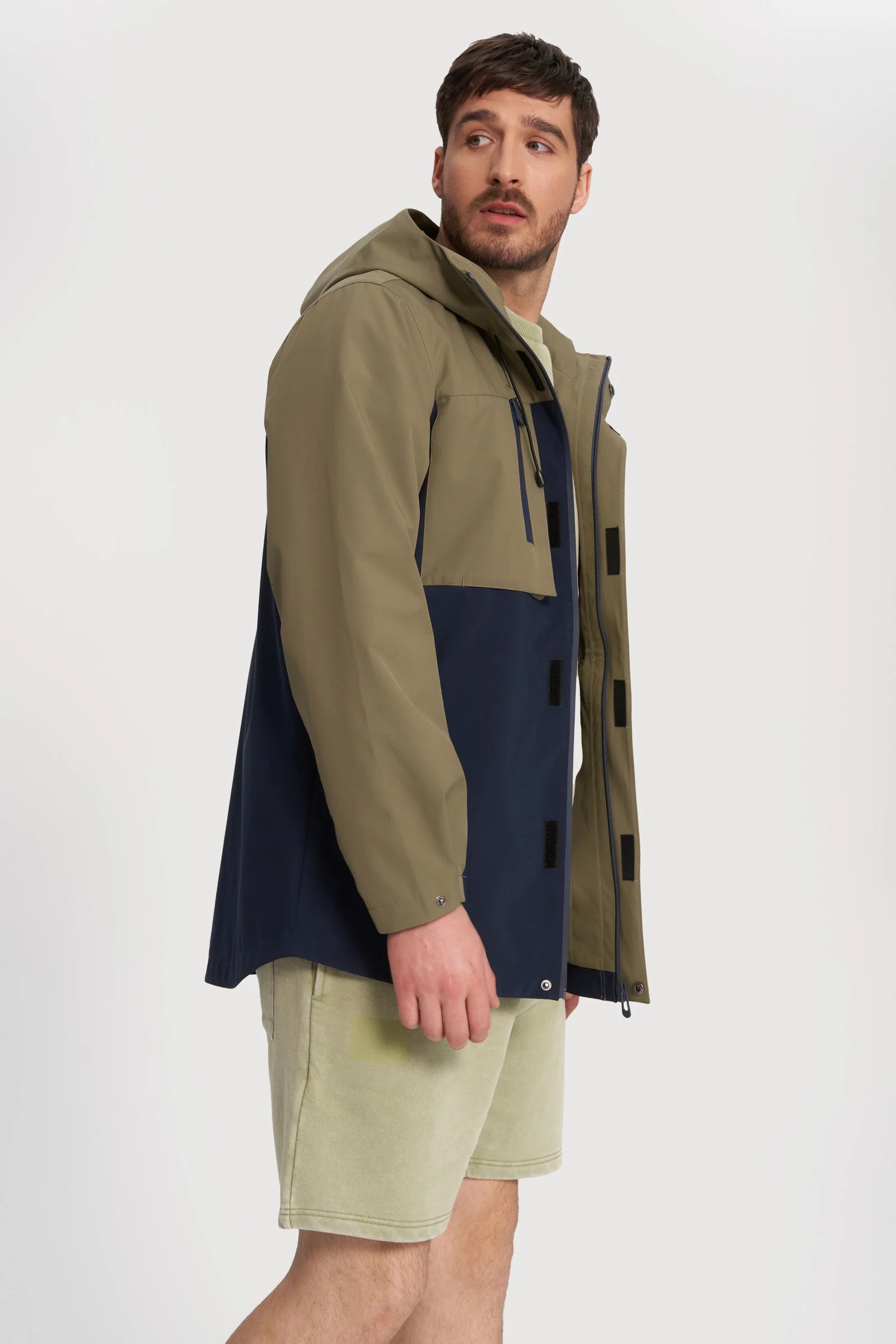 Elliot - Image 14